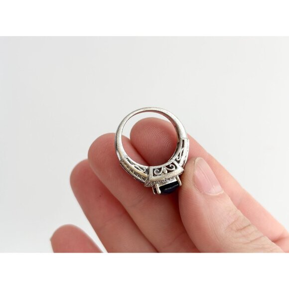 Blue Sapphire Cushion Cut Faceted 925 Sterling Silver Vintage Ring - sz 7 - Picture 11 of 12